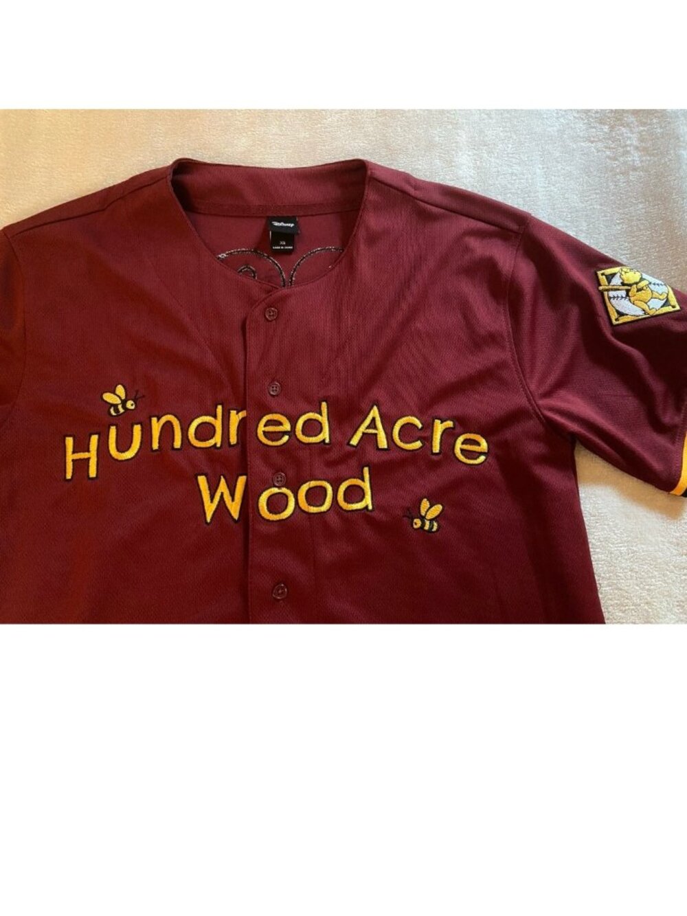 BoxLunch Exclusive Disney Winnie The Pooh Baseball Jersey Men’s Size XS